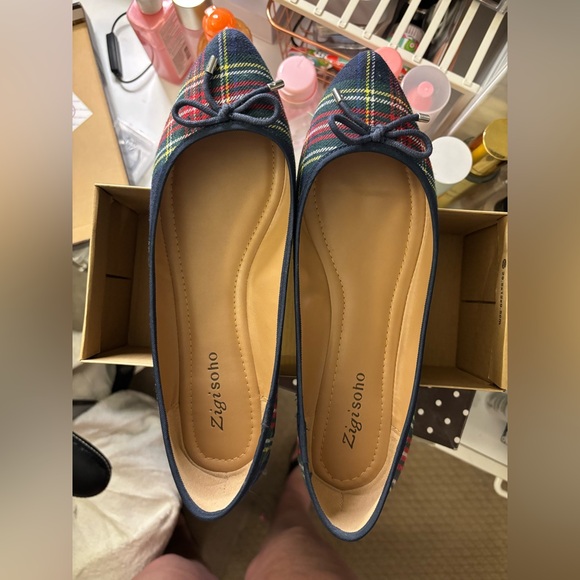 Zigi Soho Navy Ballet Flats with Bow - Picture 2 of 6